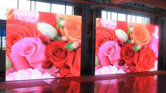 Display de painel LED de manutenção magnética de interior Display de aluguer de LED à prova d'água